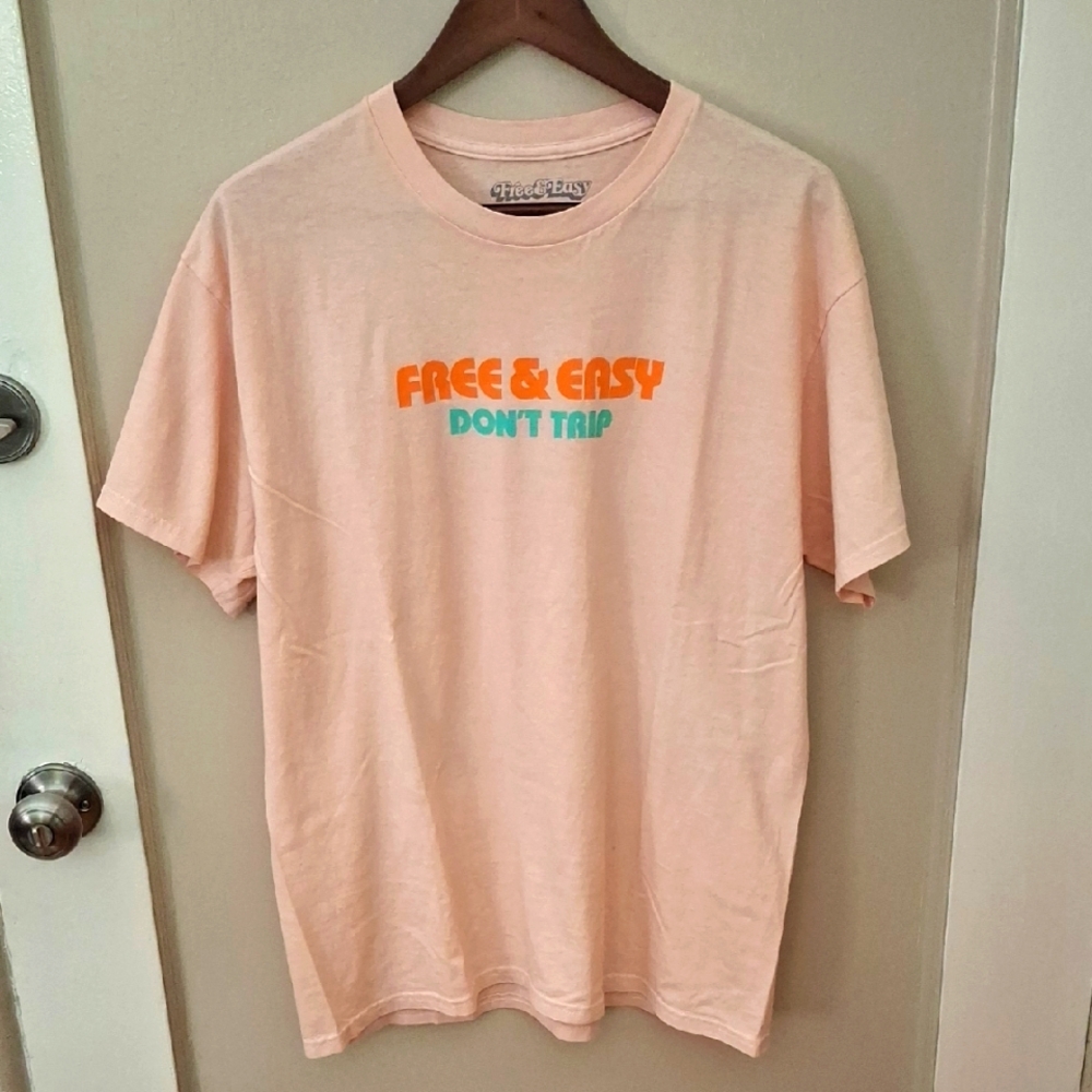 Free & Easy Dont Trip Graphic T-Shirt_1